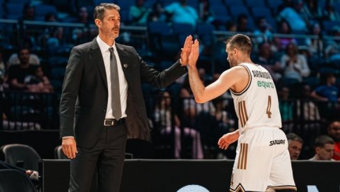 ДРАМА У ИСТАНБУЛУ! Дубаи сломио Ефес у завршници