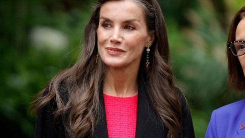 КРАЉИЦА ЛЕТИЦИЈА ОБУКЛА ФАРМЕРКЕ КОЈЕ ЖЕНЕ ОБОЖАВАЈУ ОВЕ ЈЕСЕНИ: Понела један од највећих трендова и одлично јој стоји (ФОТО)