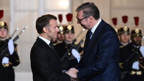 ВУЧИЋ СА МАКРОНОМ: Захвалан сам на разумевању које Француска показује према Србији и на подршци коју пружа нашем европском путу