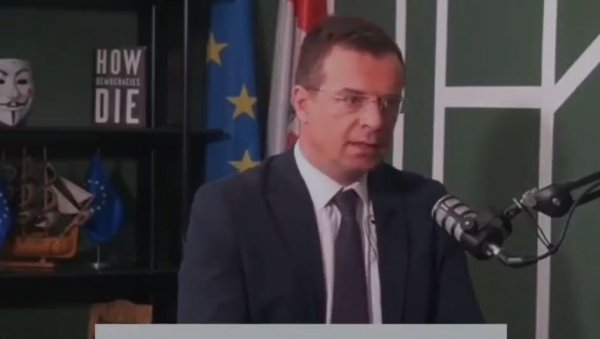 АДВОКАТ БЛОКАДЕРА ПРИЗНАО: Када би сад били избори, Вучић би победио! (ВИДЕО)