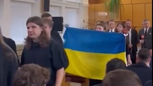 AKO PODRŽAVATE RAT, ONDA IDITE TAMO: Fico oštro kritikovao učenike, oni ga bojkotovali (FOTO/VIDEO)