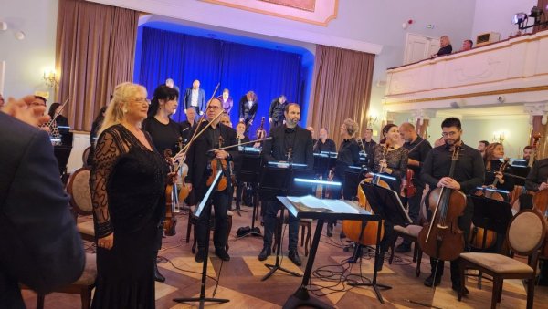 АРИЈЕ ДУШЕ РАЗГАЛИЛЕ: Величанствен  гала концерт опере Народног позоришта из Београда  у Бањи Ковиљачи