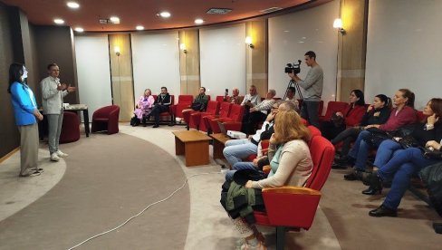 DIJABETES – NEZVANIČNA PANDEMIJA 21. VEKA: U Paraćinu održana tribina o ovoj bolesti (FOTO)