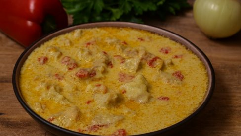 PILEĆI BATAK U KREMASTOM SOSU SA PAPRIKOM: Brzo, kremasto i idealno za porodični ručak