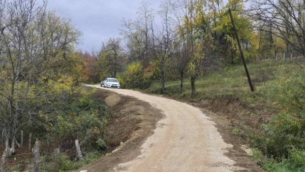 СНИРАНО КЛИЗИШТЕ У МИРОСАВЦИМА КОД ЛОПАРА: Лакше преко Мајевице