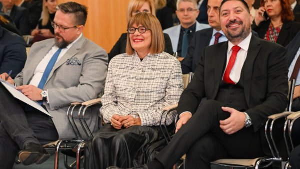 ЈАЧА САРАДЊА РЕГИОНАЛНИХ ПРИВРЕДНИКА: Привредна комора Војводине у Новом Саду домаћин осмом пословном форуму