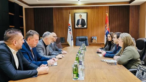 O BEZBEDNOSNO-POLITIČKOJ SITUACIJI I NEDAVNIM LOKALNIM IZBORIMA: Srpska lista sa francuskim i britanskim diplomatama na KiM