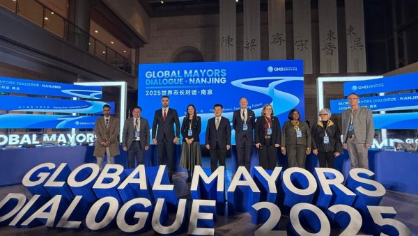 ГРАДОНАЧЕЛНИК НОВОГ САДА НА СКУПУ ГРАДОНАЧЕЛНИКА У НАНКИНГУ: Прилика за размену искустава са бројним светским градовима
