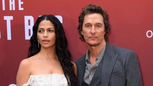 KAŽU DA SU NAJBOLJI PAR U HOLIVUDU: Kada su se upoznali svi su znali ko je on osim nje - danas žive u skladnom braku i imaju troje dece