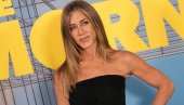 TRENER DŽENIFER ANISTON OTRKIVA 5 VEŽBI KOJE GLUMICI DONOSE SAVRŠENU FORMU: Zbog njih joj mnogi zavide na izgledu (VIDEO)