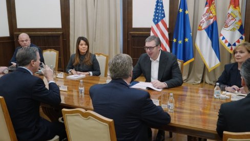Вучић се састао са конгресменима САД, Мајком Тарнером и Доналдом Норкросом