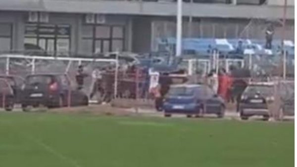 КАКВИ ДИВЉАЦИ! Цео регион бруји о хаосу у Црној  Гори током фудбалске утакмице (ВИДЕО)