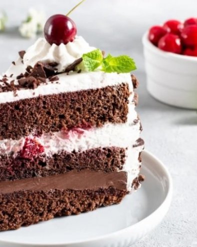 ПОСНА ТОРТА СА ШУМСКИМ ВОЋЕМ: Ову посластицу ћете обожавати