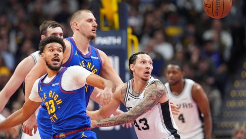 КРАЉ ЛЕБРОН СЕ ПОКЛОНИО НИКОЛИ: Јокић је најдоминантнији играч, он ради све!