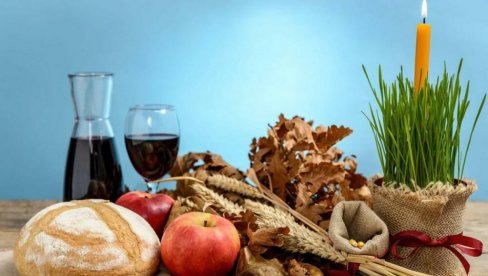 KAKO SE PRAVILNO PROSLAVLJA BADNJE VEČE U PRAVOSLAVNOJ KUĆI? Vernici ove običaje strogo poštuju