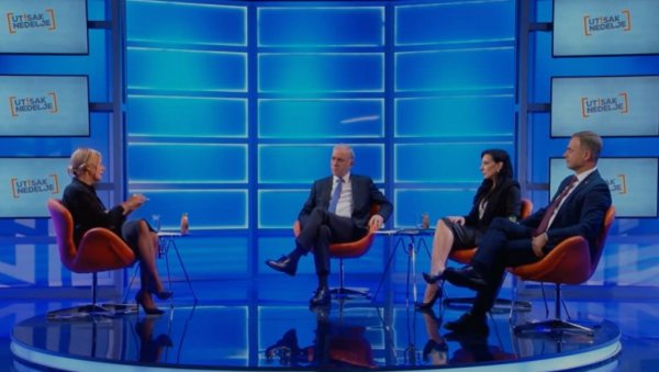 УМОРИЛИ СМО СЕ ОД ВАС... Оља Бећковић гази Маринику Тепић без милости (ВИДЕО)