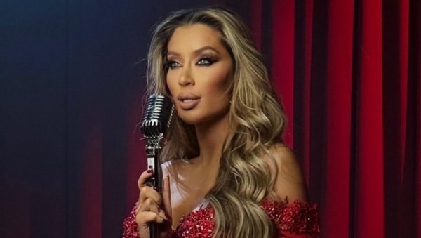 УСПЕХ ЈЕ НЕИЗБЕЖАН КАДА СЕ КОЦКИЦЕ ПОКЛОПЕ: Теа Таировић о албуму Аска II, животним изазовима, браку (ФОТО)