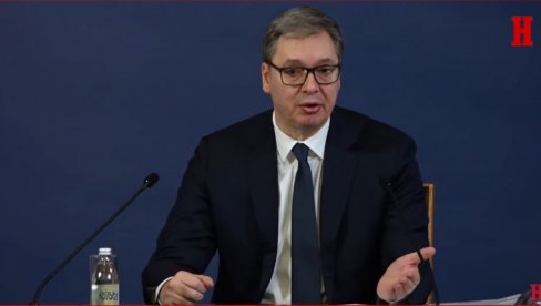 OBMANJIVALI SU NAROD U DANIMA PRED LOKALNE IZBORE Vučić: Čestitam penzionerima na velikom povećanju od 12,2 posto