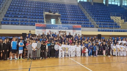 PODRŠKA MLADIMA I KLUBOVIMA: Mali sajam sporta održan u Smederevu