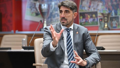 POČELI SMO PROCES: Veljko Paunović ima bitnu poruku za navijače