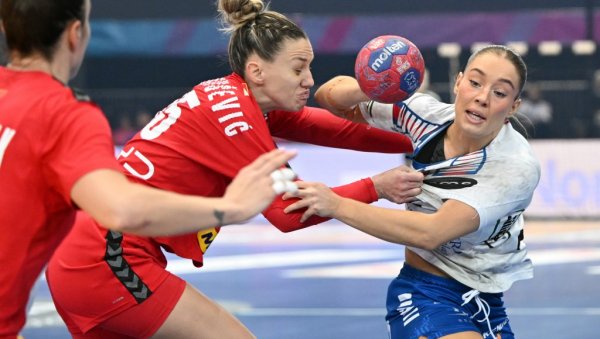 НАЈНЕВЕРОВАТНИЈА СЕНЗАЦИЈА НА СВЕТСКОМ ПРВЕНСТВУ ЗА РУКОМЕТАШИЦЕ! Фарска Оства шокирала Србију! И то како!