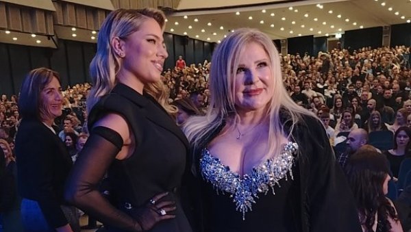 ПОРОДИЦА У ПРВОМ РЕДУ: Кнезу највећа подршка супруга Татјана и ћерке Ксенија и Андреа (ФОТО)