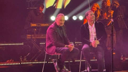 SPECIJALNI GOSTI: Knezu se na sceni pridružili Aleksandra Radović, Aco Pejović i Sergej Ćetković (FOTO)