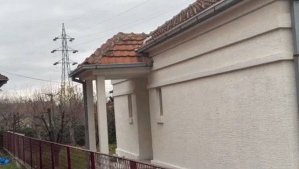 ПРВИ СНИМЦИ СА МЕСТА ЈЕЗИВОГ ЗЛОЧИНА У ЧАЧКУ: Беживотна тела оца, мајке и сина пронађена у породичној кући