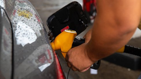 ШТА УРАДИТИ КАД СИПАТЕ ПОГРЕШНО ГОРИВО: Водич за хитне ситуације и брзо решавање проблема