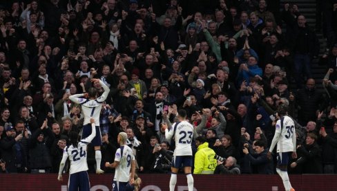 ПРЕМИЈЕРЛИГАШКИ ТИКЕТ: Арсенал чува прво место, Тотенхем долази по бодове на Сити граунд...