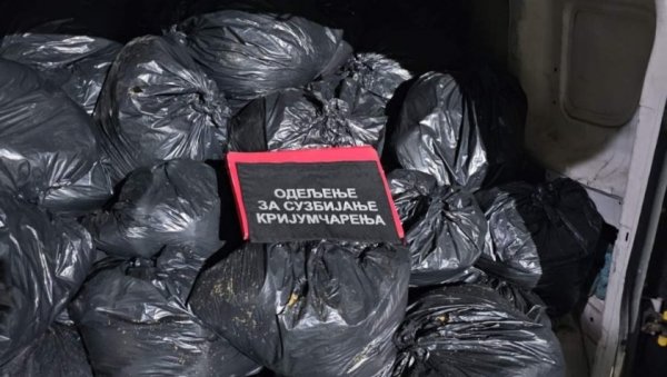 ШАПЧАНИН УХАПШЕН КОД ЈАГОДИНЕ: Полиција запленила 500 килограма резаног дувана