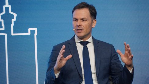 ПОЛИТИКА НАСИЉА И БЛОКАДА Мали: Блокадери желе да гледају рушевине у центру града и наредних 100 година