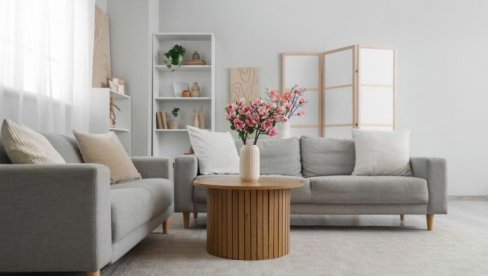 4 БОЈЕ КОЈЕ ЋЕ ДОМ УЧИНИТИ ЗАСТАРЕЛИМ: Стручњаци их никад не користе у кући