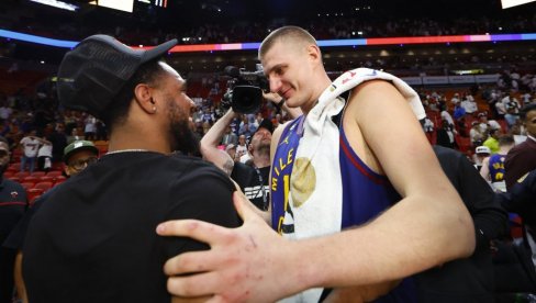 КАКВА БОМБА! Бивши саиграч Николе Јокића облачи црвено-бели дрес?