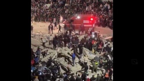 URUŠILE SE DVE ZGRADE U MAROKU, DESETINE MRTVIH: LJudi kopaju po ruševinama tražeći preživele (VIDEO)
