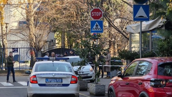 ПРВЕ СЛИКЕ СА МЕСТА ПУЦЊАВЕ НА ВРАЧАРУ: Упуцан власник кафића (ФОТО)