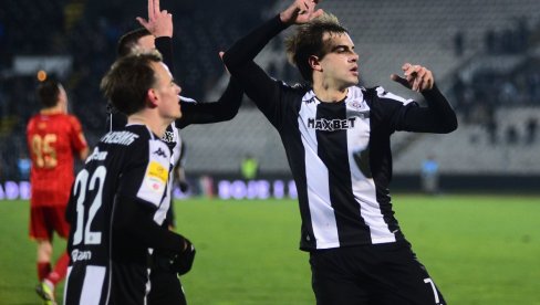 ŠTA SE DEŠAVA SA JOVANOM MILOŠEVIĆEM? Oglasio se Predrag Mijatović i otkrio da li se sjajni napadač vraća u Partizan