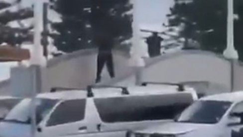 МАСАКР НЕВИЂЕНИХ РАЗМЕРА НА ПЛАЖИ У СИДНЕЈУ: Круже језиви снимци,  десетине људи убијено, тела леже на све стране (ВИДЕО)