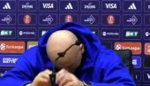 САША ОБРАДОВИЋ ЗАГРМЕО КАО НИКАД! Цео свет бруји о ономе шта је тренер Црвене звезде урадио у Израелу (ВИДЕО)
