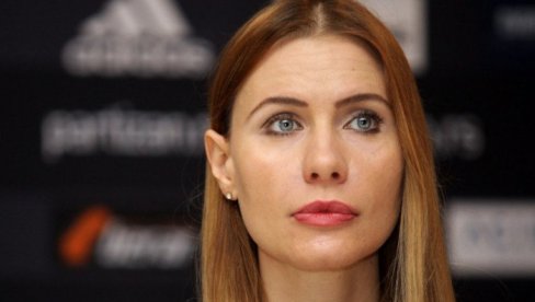 DA SAM OSTALA TRUDNA UMRLA BIH OD SEPSE: Naša poznata voditeljka se nije ostvarila kao majka zbog zdravstvenih problema