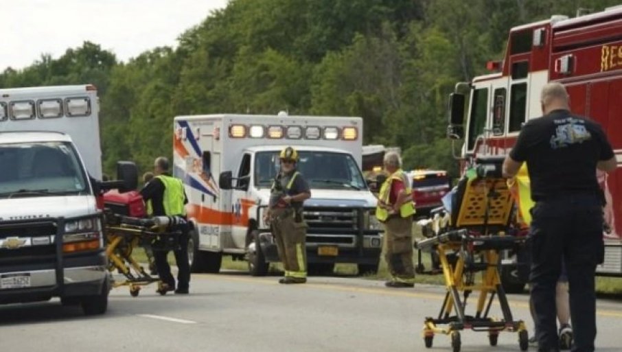 ПУЦЊАВА У ЦЕНТРУ ГРАДА, ИМА МРТВИХ! Породична свађа претворила се у велику трагедију у Њујорку