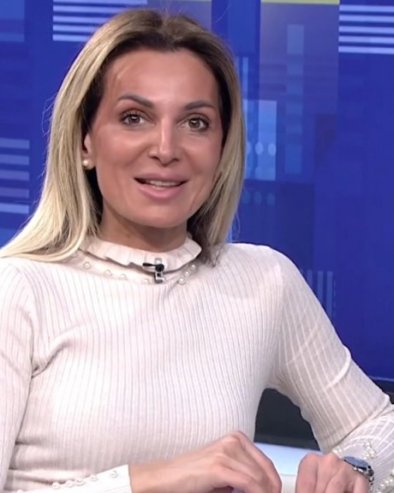 ЛЕПШЕ СУ ОД МЕНЕ! Ово су сестре близнакиње водитељке РТС-а (ФОТО)