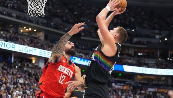 ЈОКИЋ ЈЕ НАПРОСТО ДРУГАЧИЈИ: Добио батине на терену, а након тога урадио ово (ВИДЕО)