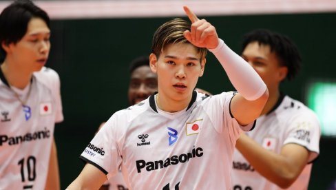 JAPANAC ZAPREPASTIO CEO SVET: Evo šta je uradio odmah posle velikog kiksa na terenu! (VIDEO)