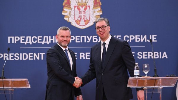 ДОГОВОРЕН НАСТАВАК ВОЈНО-ТЕХНИЧКЕ САРАДЊЕ СА СЛОВАЧКОМ: Вучић на заједничкој конференцији за медије са Пелегринијем