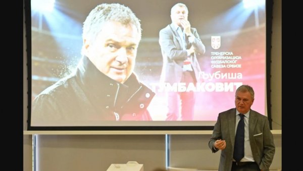 ВЕЉКО ПАУНОВИЋ ИЗНЕНАДИО СВЕ! Љубиша Тумбаковић добио награду за животно дело, а онда се за реч јавио селектор Србије...