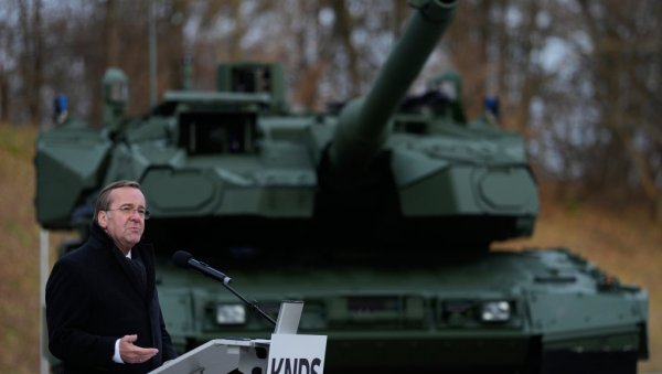 ТО БИ БИЛА ФАТАЛНА ГРЕШКА АМЕРИКЕ Писторијус: Руски напад на НАТО нереалан; Стратегија САД – документ о разводу с Европом