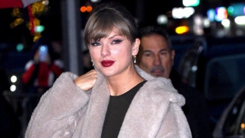 TEJLOR SVIFT TRUDNA? Jedna rečenica zapalila mreže, a fanovi kažu – sad je sve jasno!