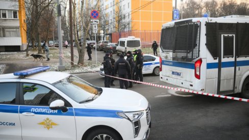 ПОЗНАТО КО ЈЕ ДИГАО У ВАЗДУХ ДВА ПОЛИЦАЈЦА И СЕБЕ У МОСКВИ: Био им је сумњив, па изазвао експлозију кад су му пришли