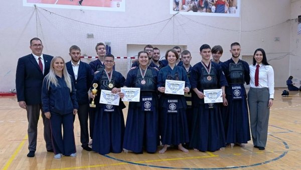 ФИНИШ СЕЗОНЕ ЗА ПАРАЋИНСКЕ КЕНДОКЕ: Стојановић најбољи јуниор у Србији, Марија Јововић одбранила титулу „кју девојке“